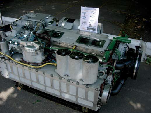 Шестицилиндровый двухтактный танковый дизель6ТД-2, мощностью 1200 л.с.